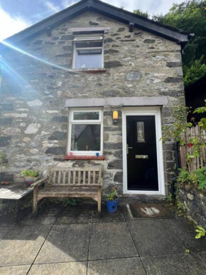 Cyrau View self catering holiday cottage